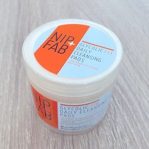 Nip + Fab Glycolic Fix Daily Cleansing Pads